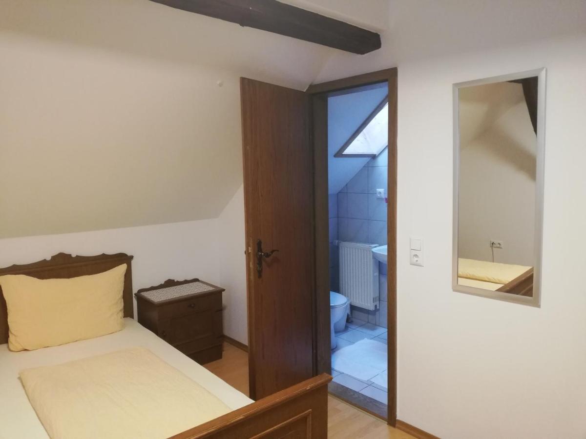 Gaststaette Liebl Hotel Wiesent Екстериор снимка